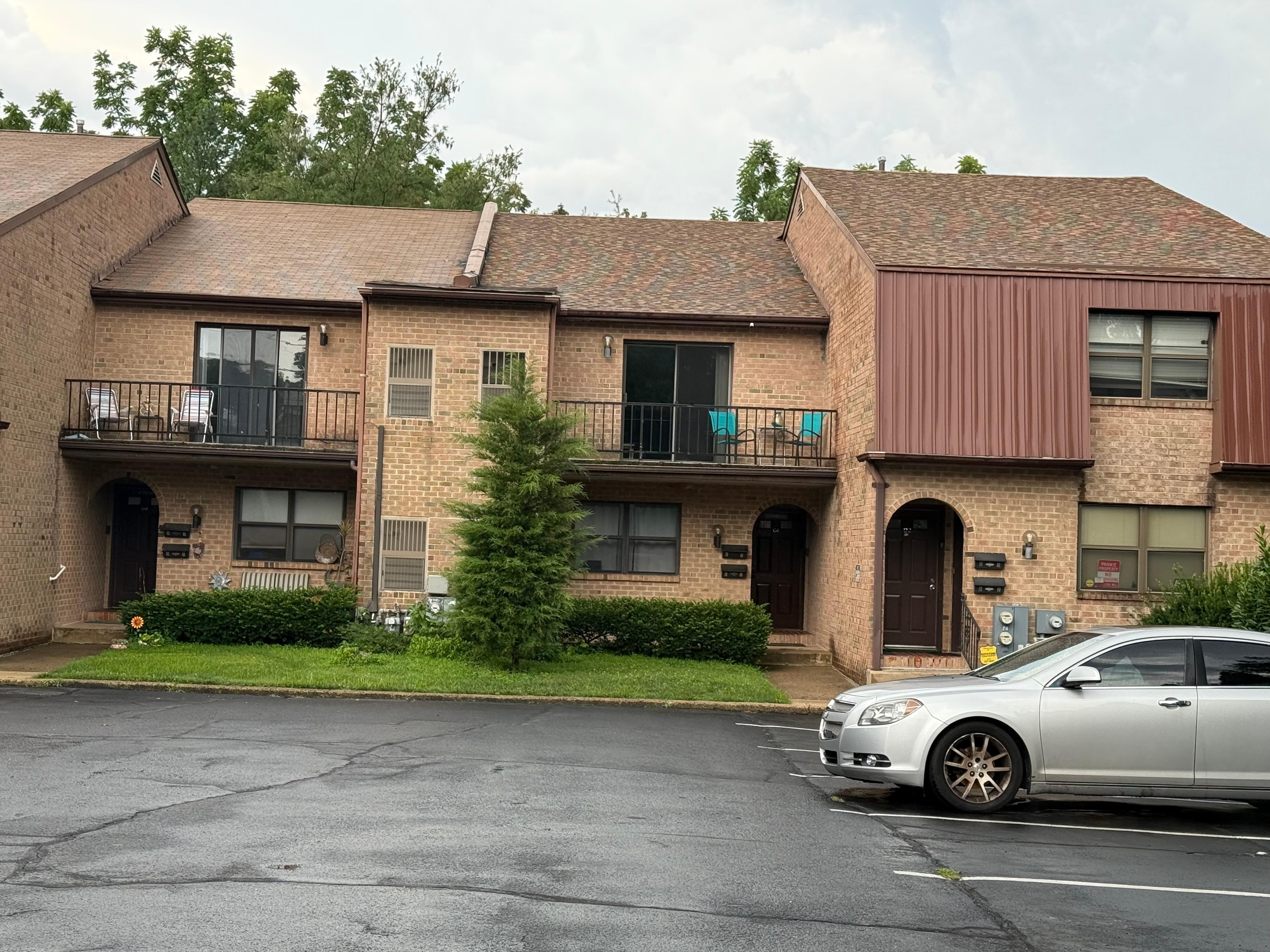 Ample parking off the street