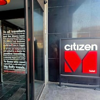 Entrance off the street