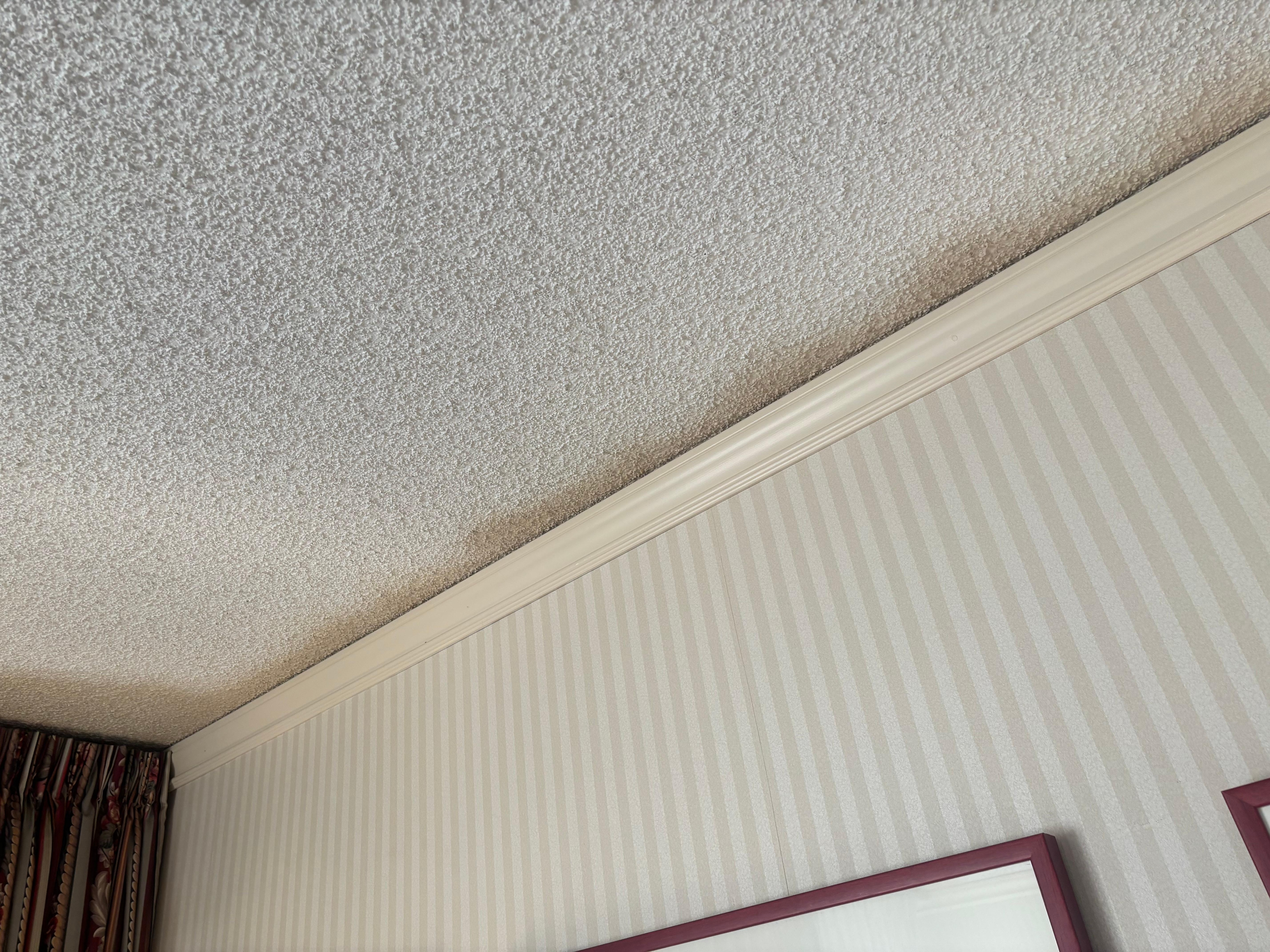 Ceiling staining
