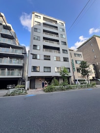 Front of hotel.