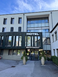 Entrance to the Hotel