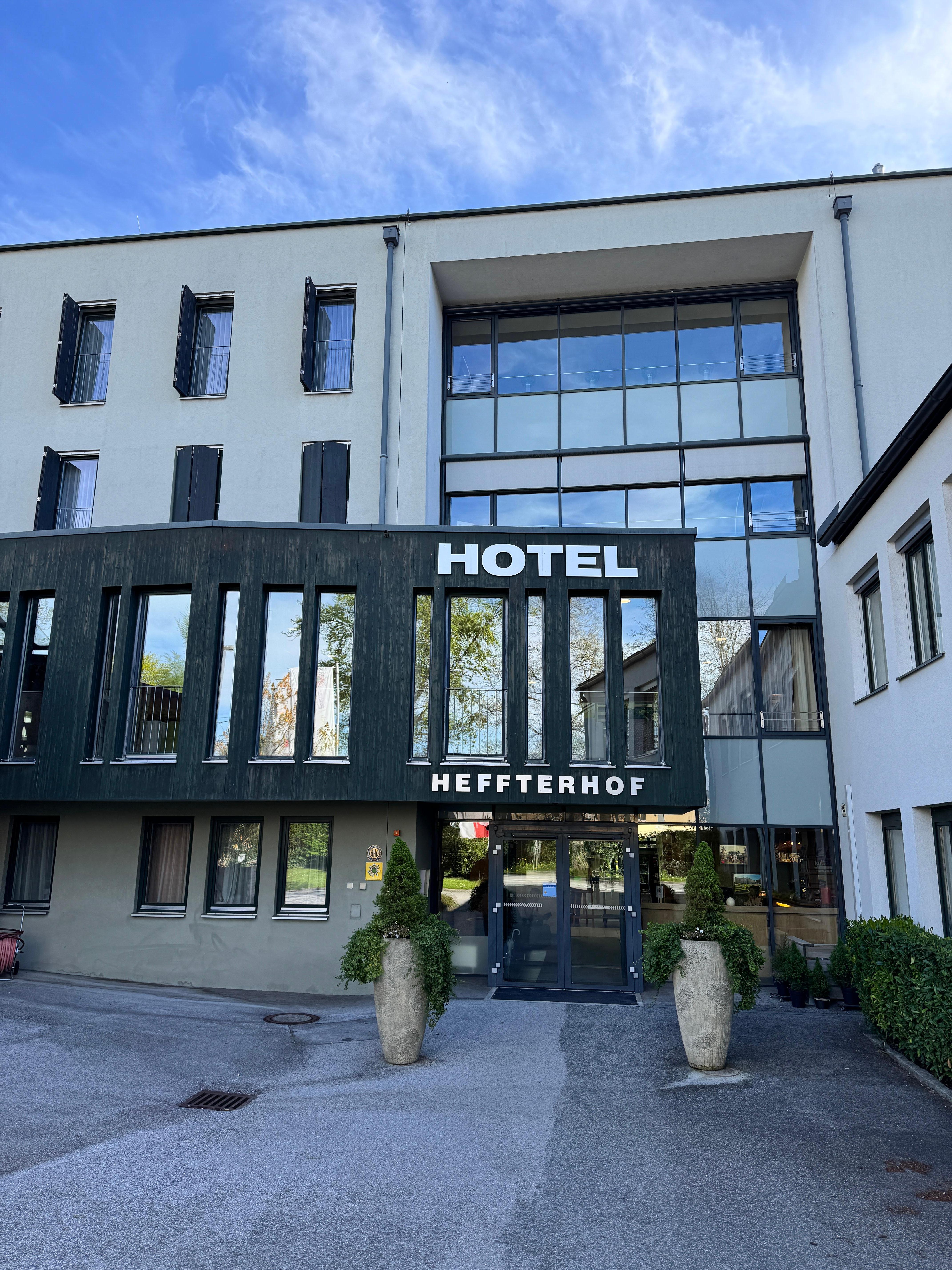 Entrance to the Hotel