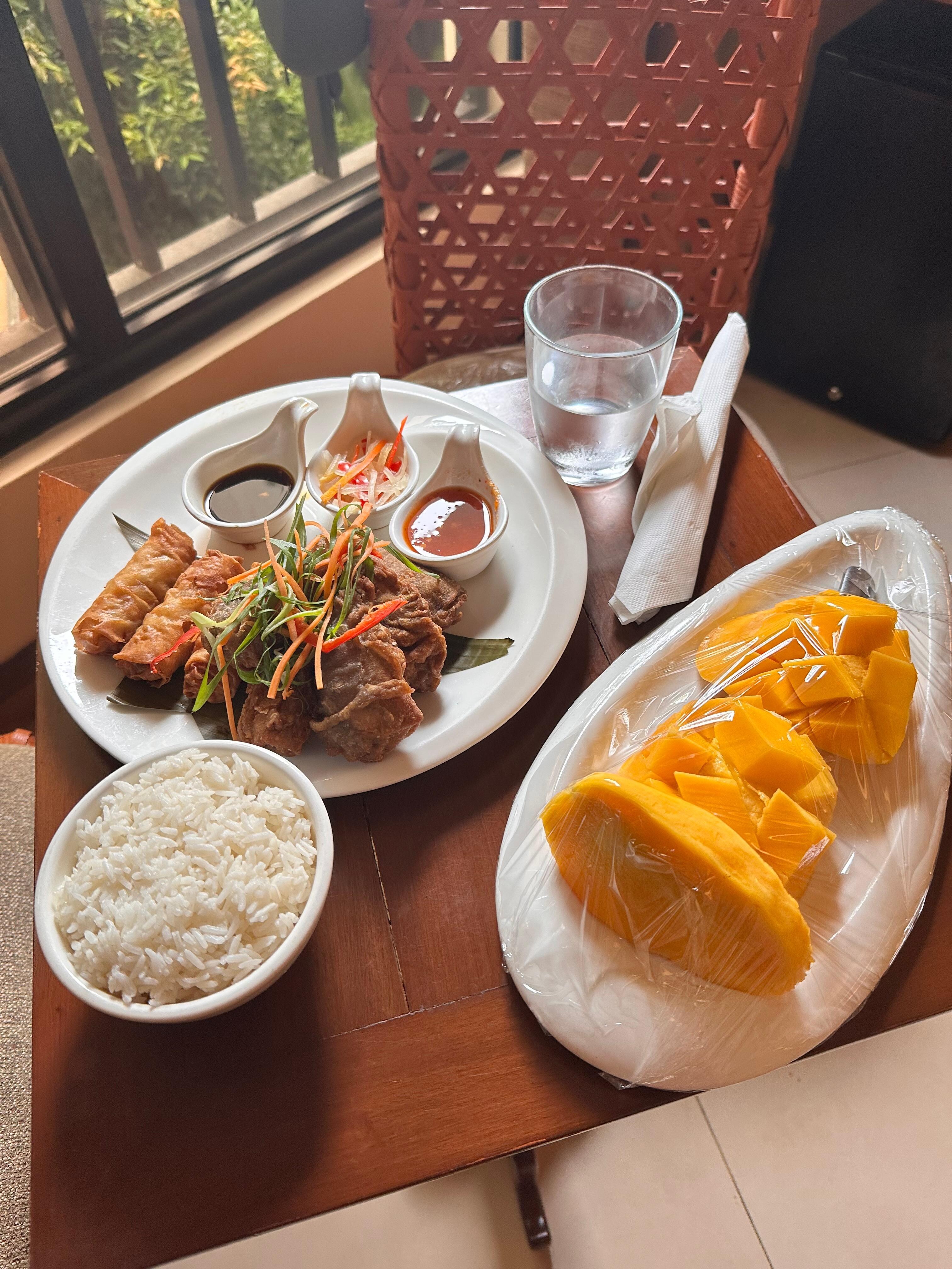 Room service:
Lumpia and Ngohiong + steamed rice & mango. Price total was about PHP 1,300 