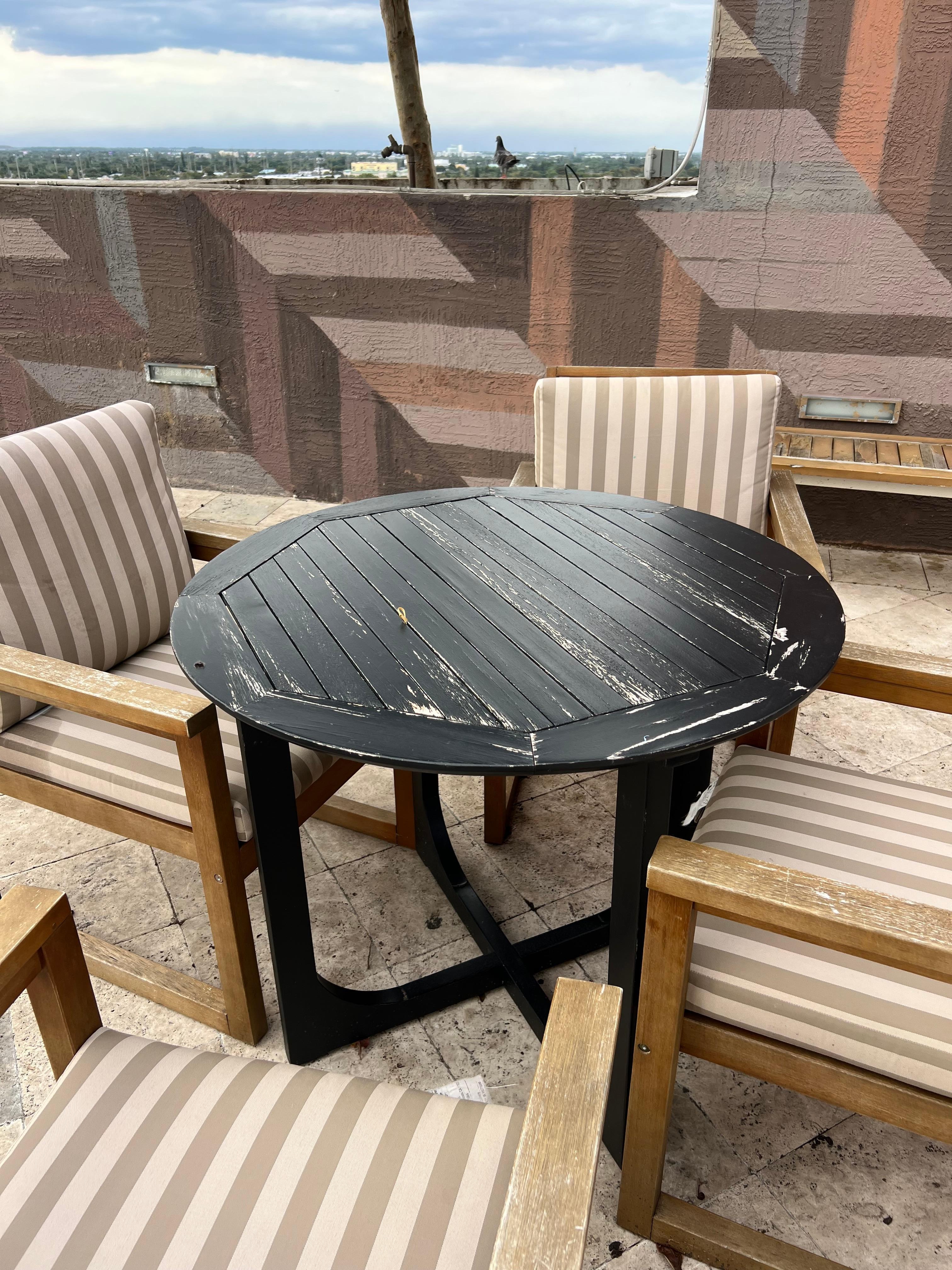 Pool side table , would you sit at this ?