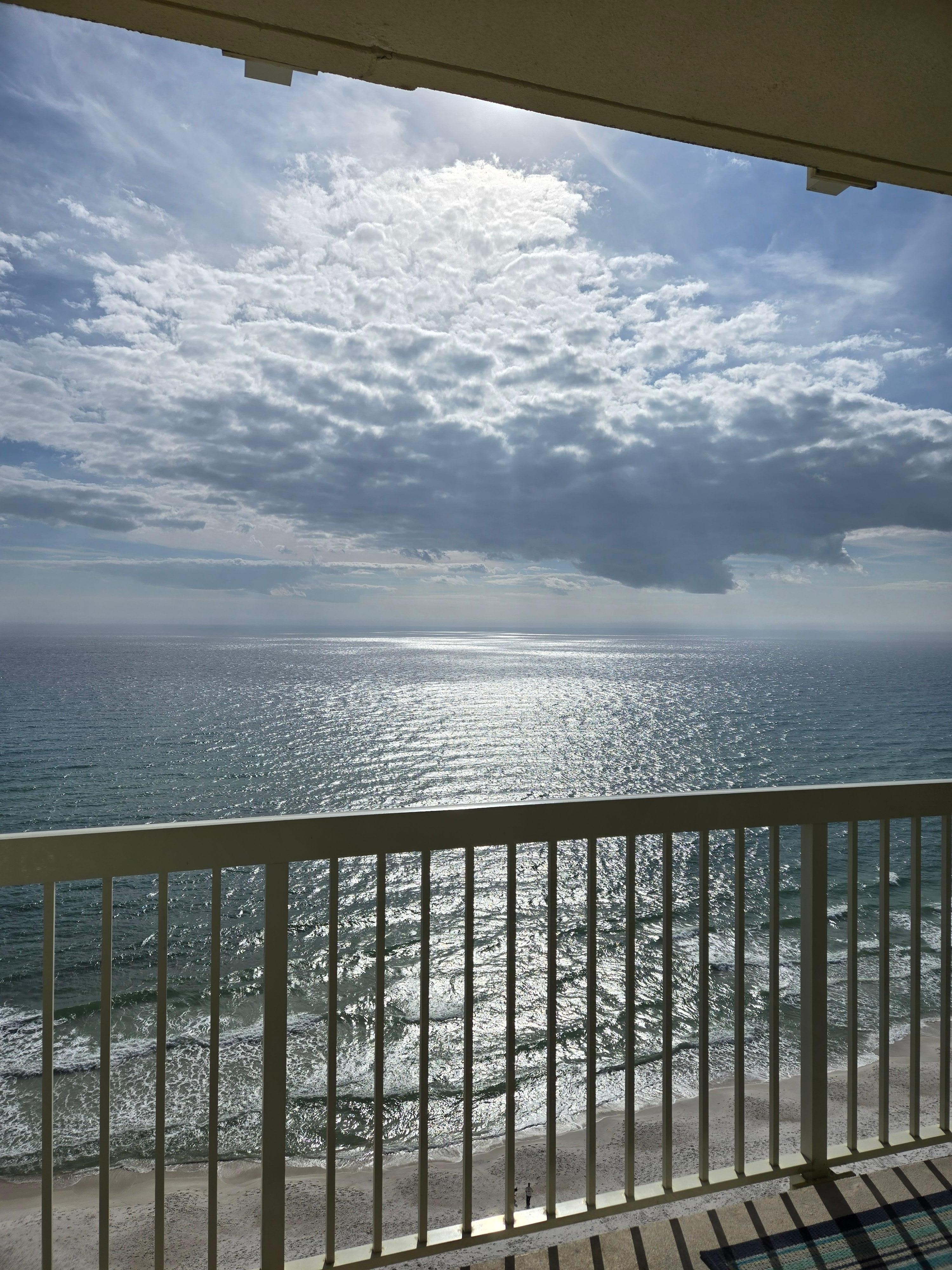 Views from this unit are absolutely fabulous!  Enjoyed watching the fog come and go, the waves, clouds, and sunsets.