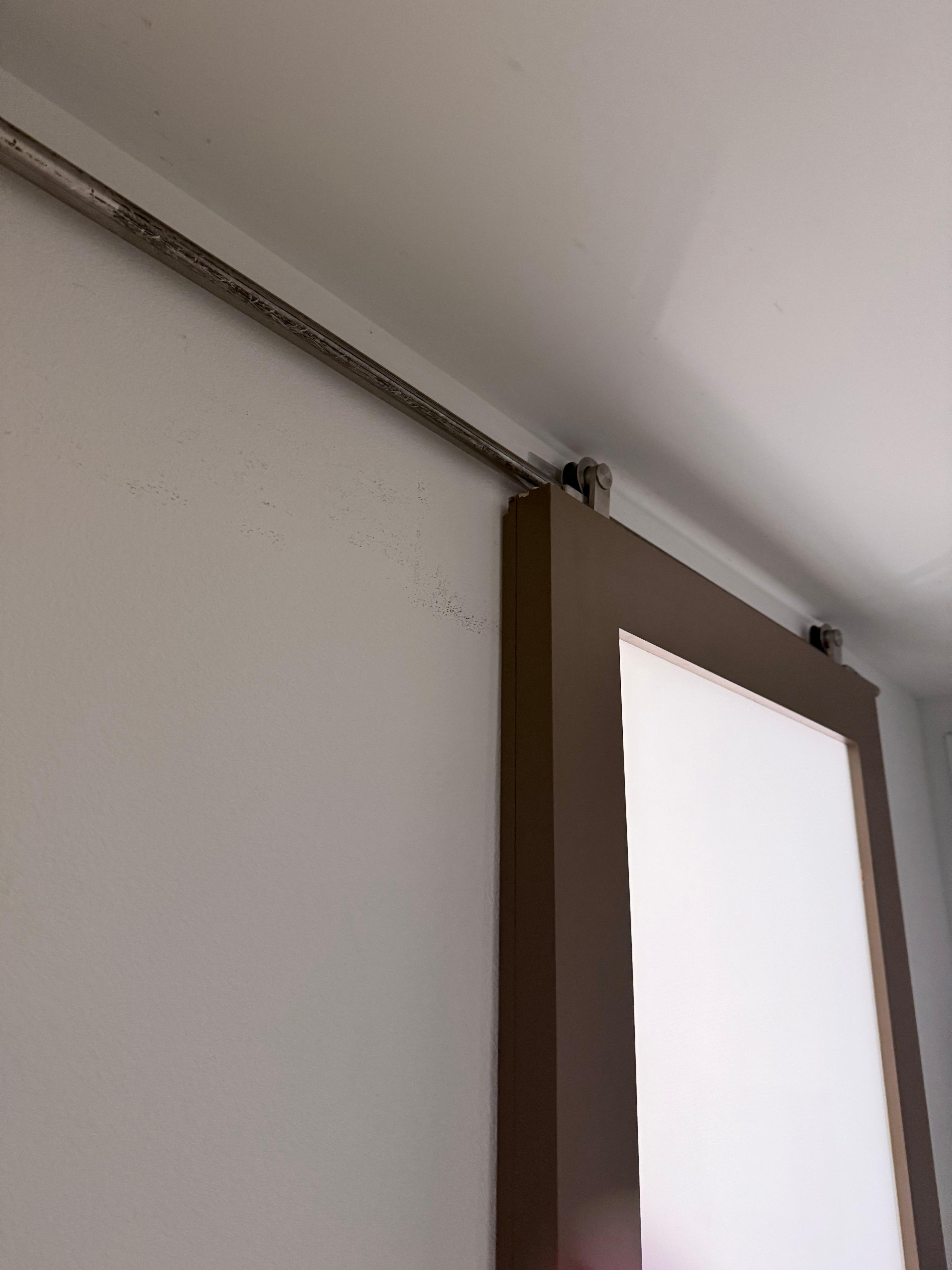 Broken door that doesn’t close 