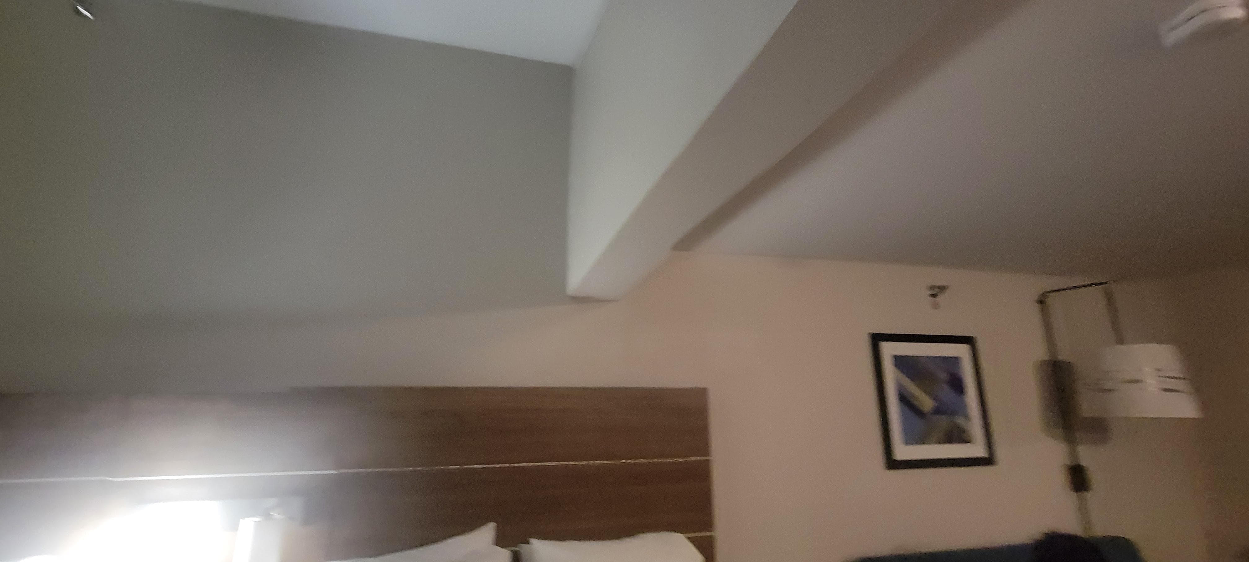 The ceilings made it look really modern and classy.