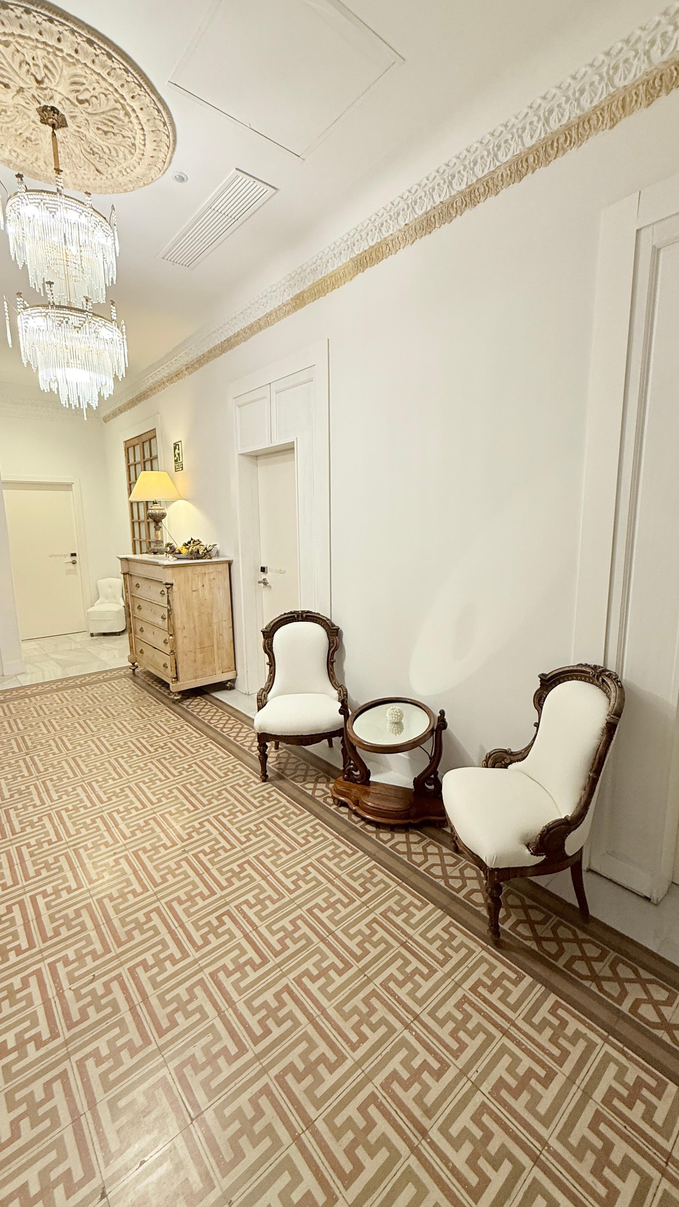 Corridor to the rooms