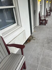 This rust is at many room entries. The chairs on this side were nice, the ones on the pool side that we stayed on were old and broken.