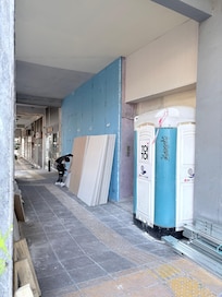 Construction in next building was loud and disruptive