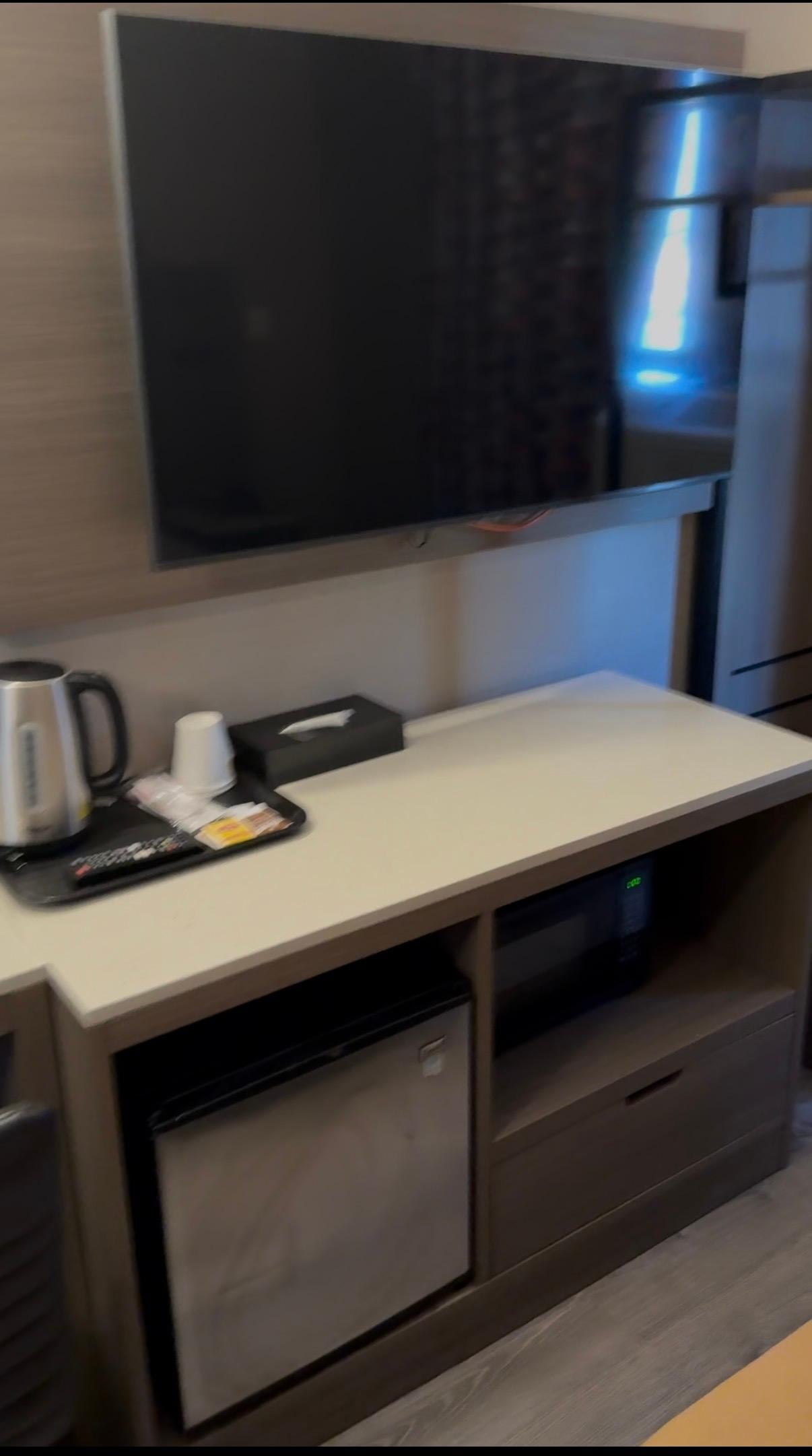 Tv fridge kettle microwave 