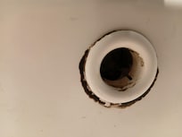 Abfluss, der Dreck ging aber ab!!!