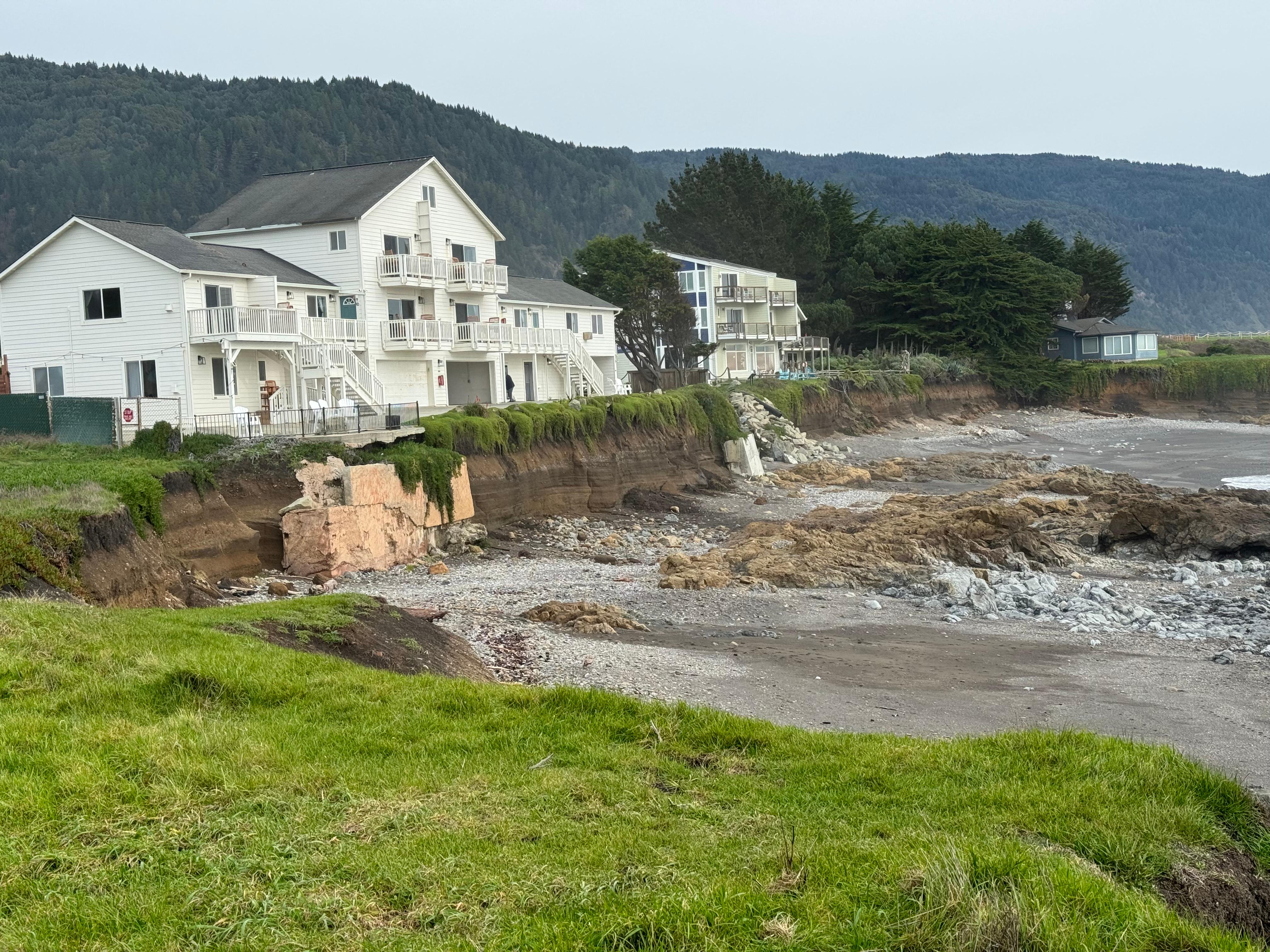 Tides hotsell inn shelter