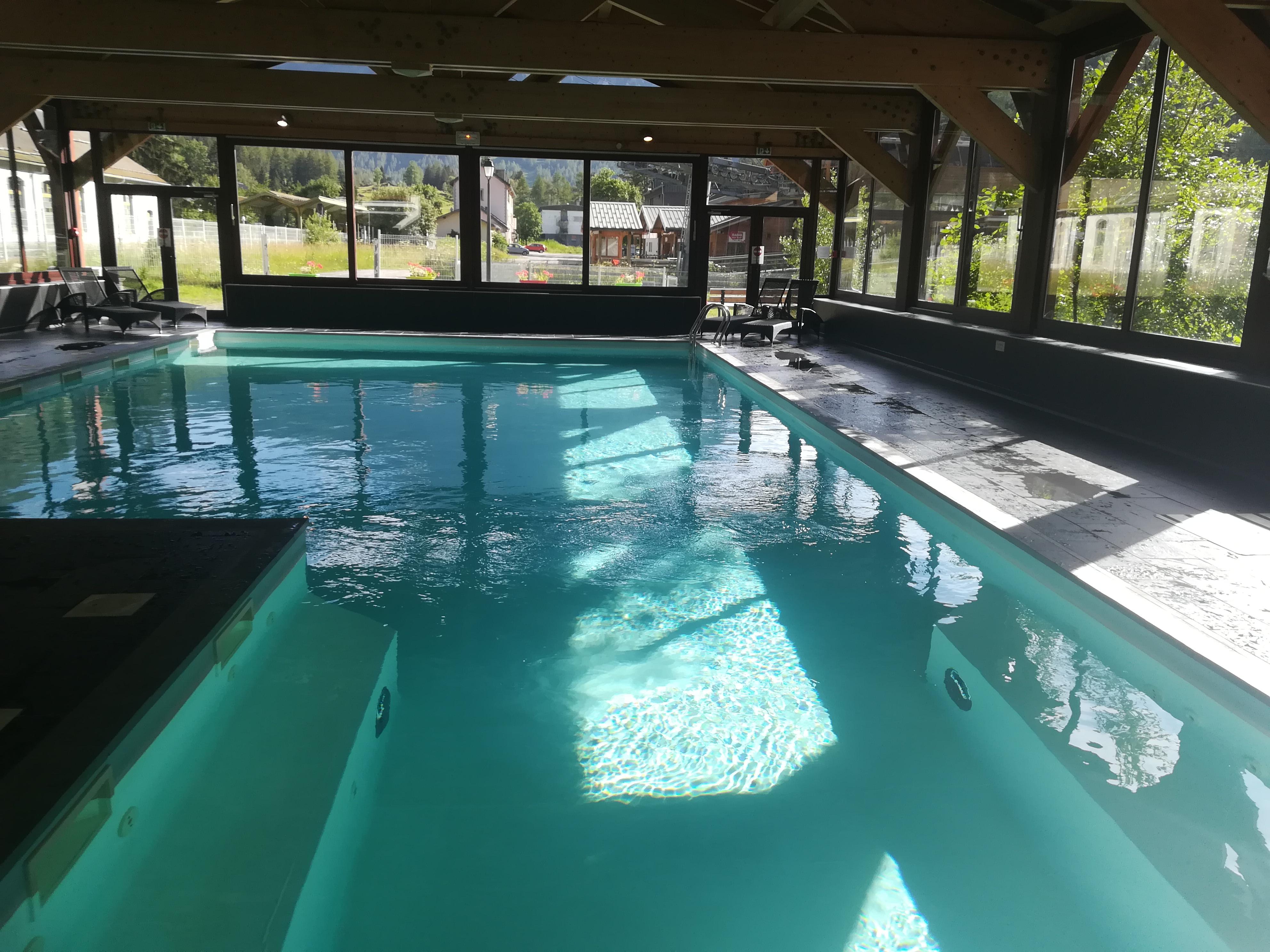 Piscine avec eau agréable