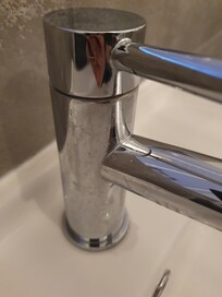 Dirty tap not been wiped