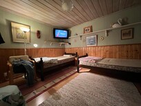 Helt okej säng men inte mer ,1 Sov rum med kök , 3 bäddar