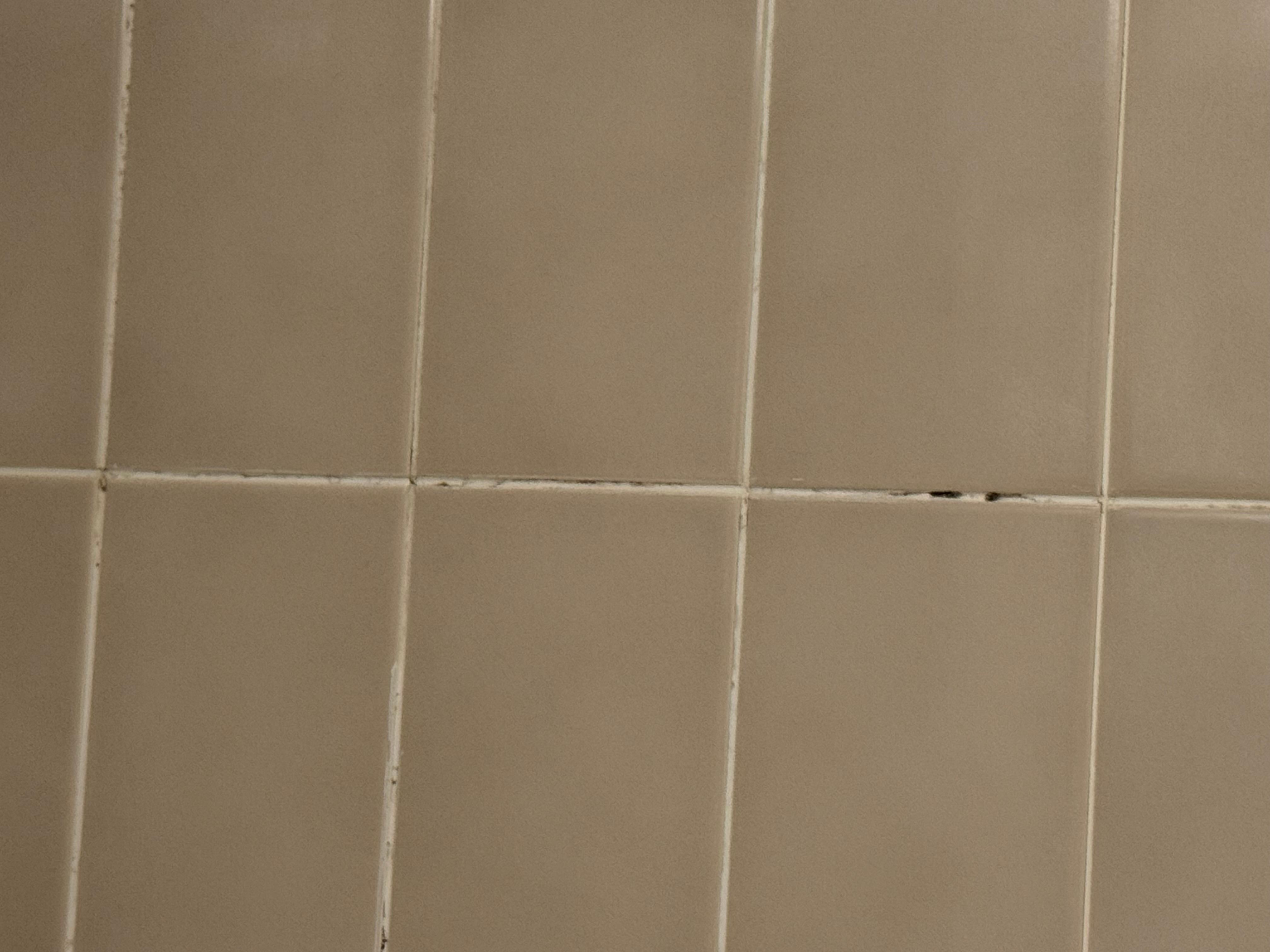 外觀不美，但不影響使用