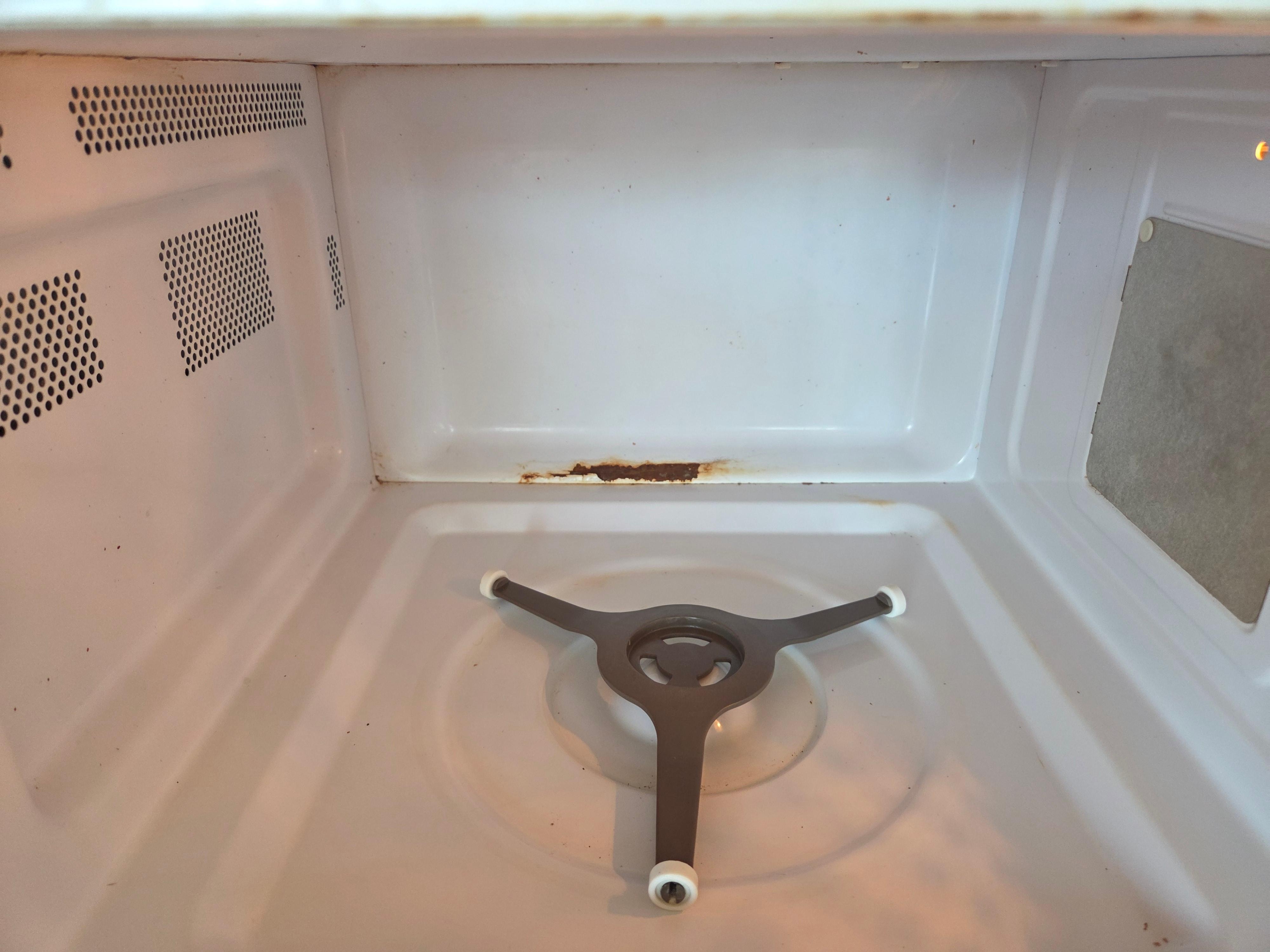 Old rusty microwave 