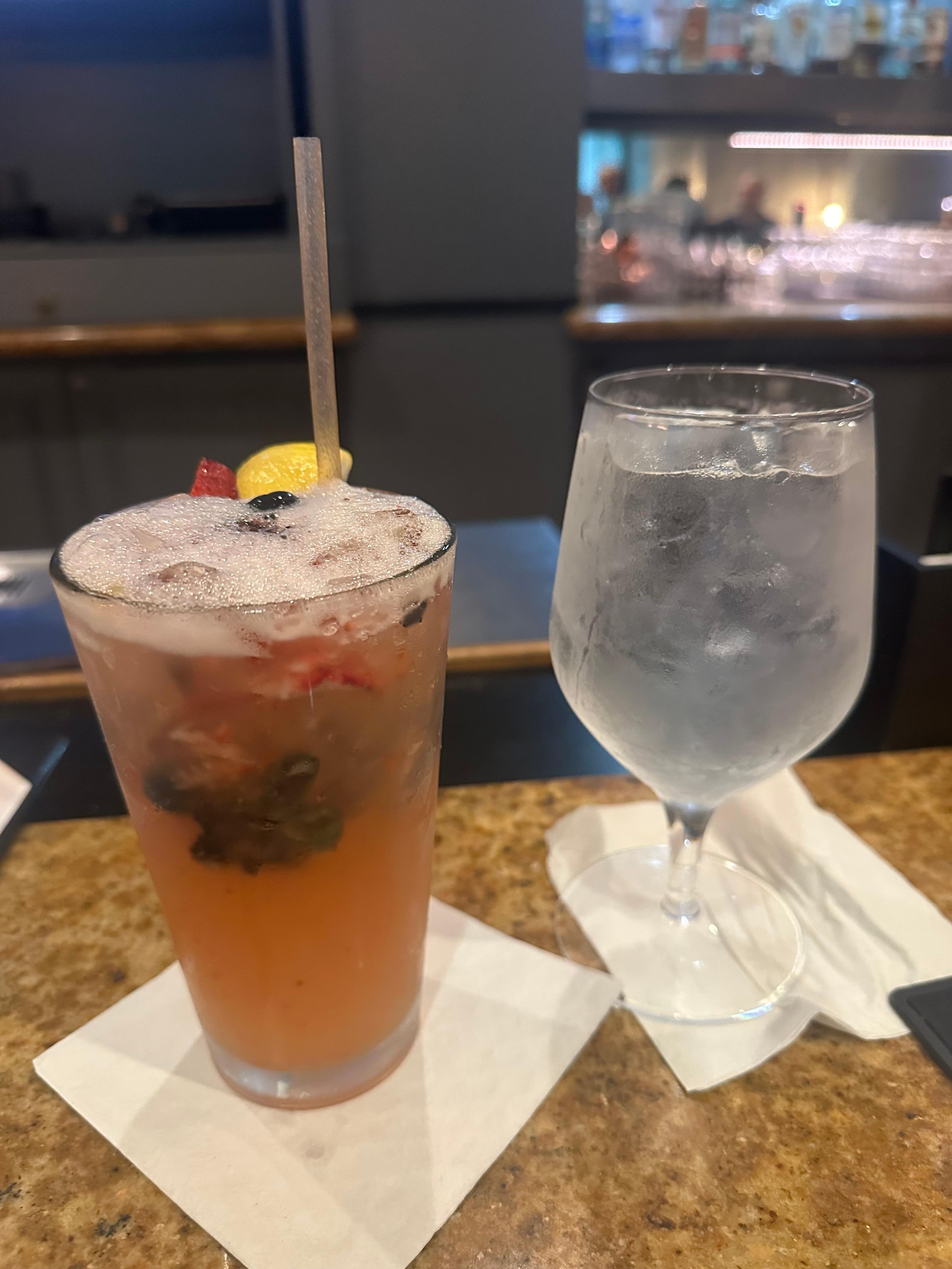 Great Mocktails at the restaurant in the lobby