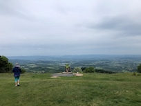 Une vue sur les monts du Morvan