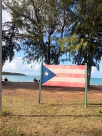 Seven seas beach, street parking