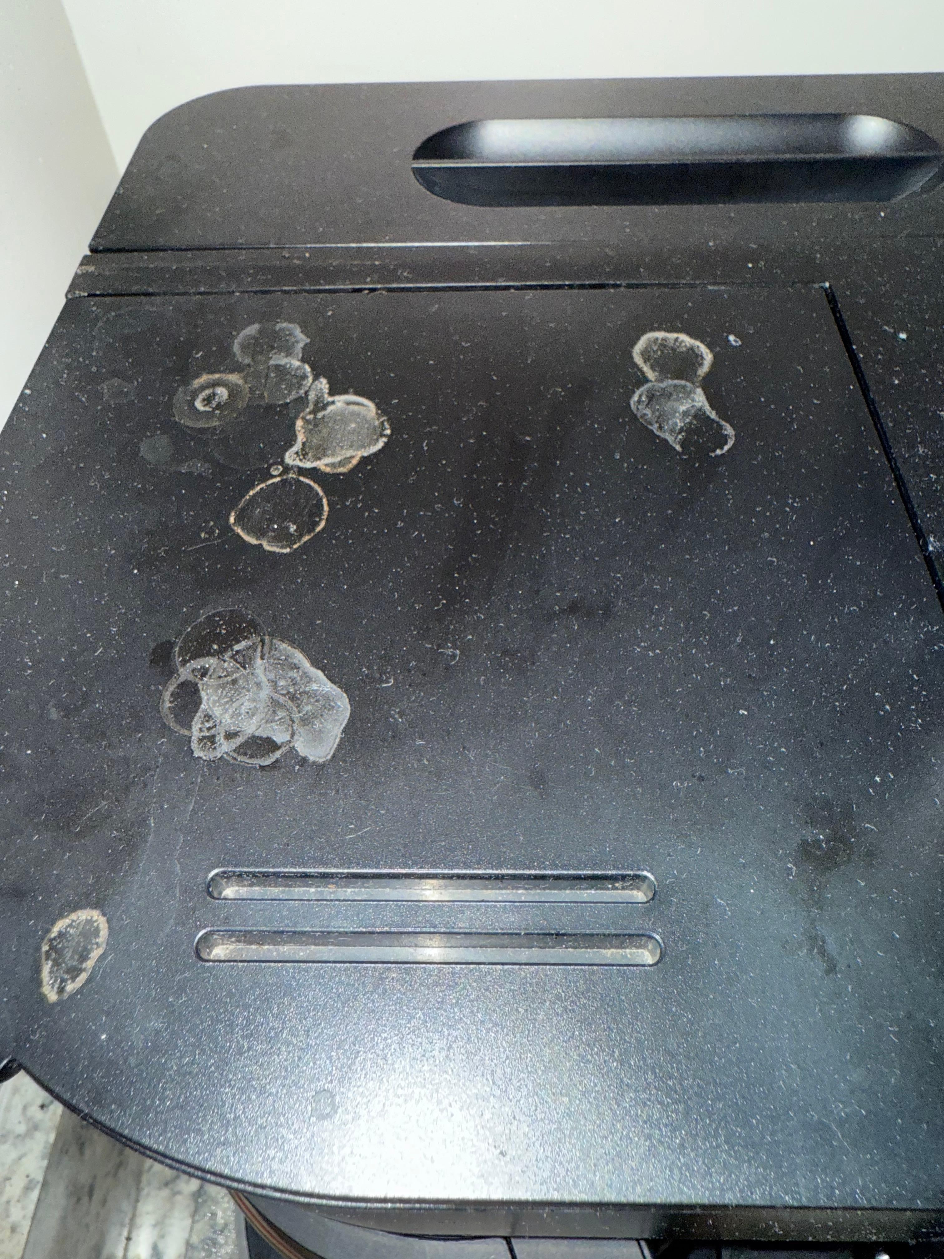 Close-up pictures of how dirty it was. It should be thoroughly cleaned after every person is there and sanitized.