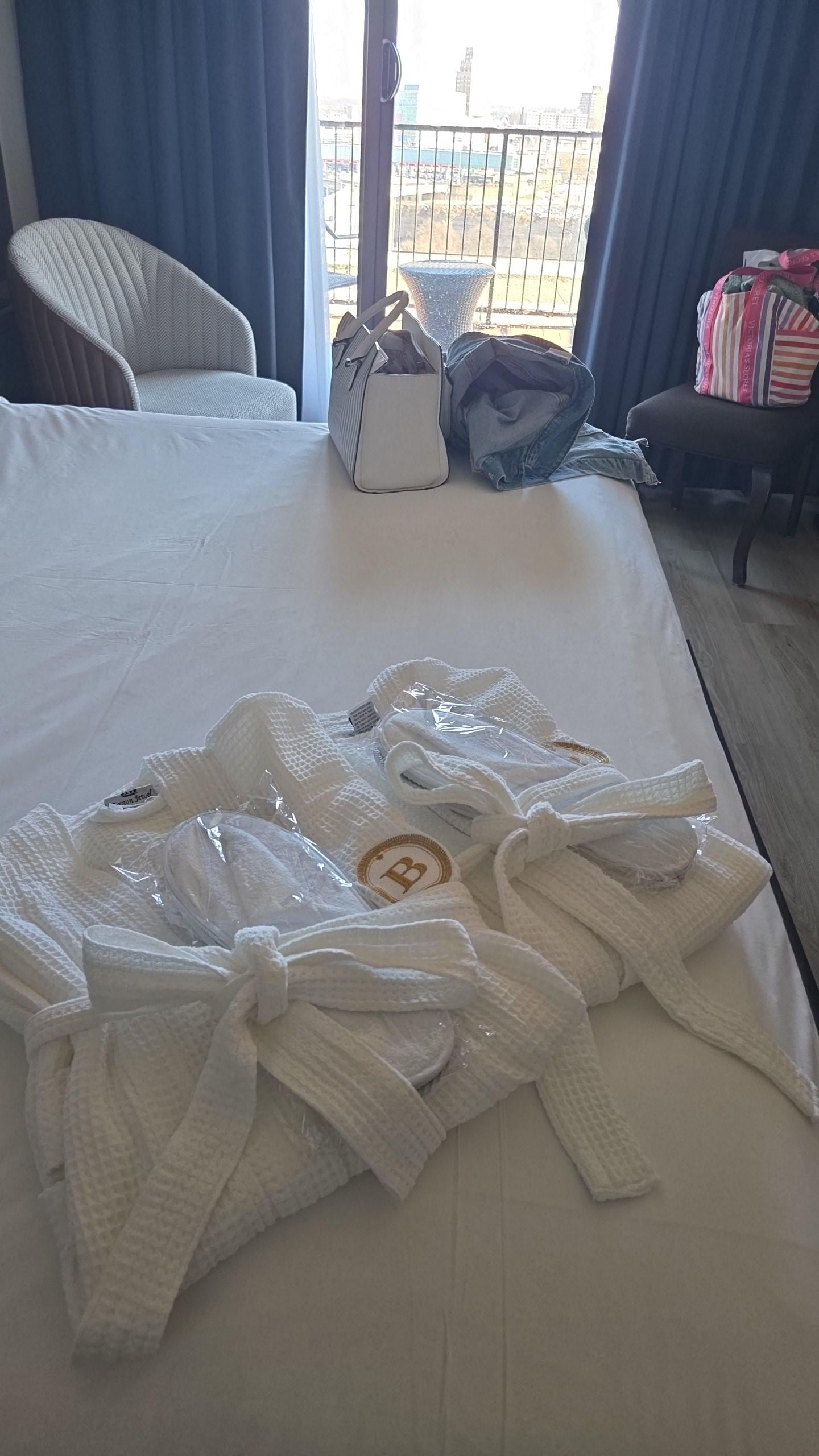 Complimentary slippers and robes a nice touch 👌 