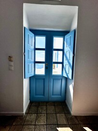 ćŻæăèČăźçȘ