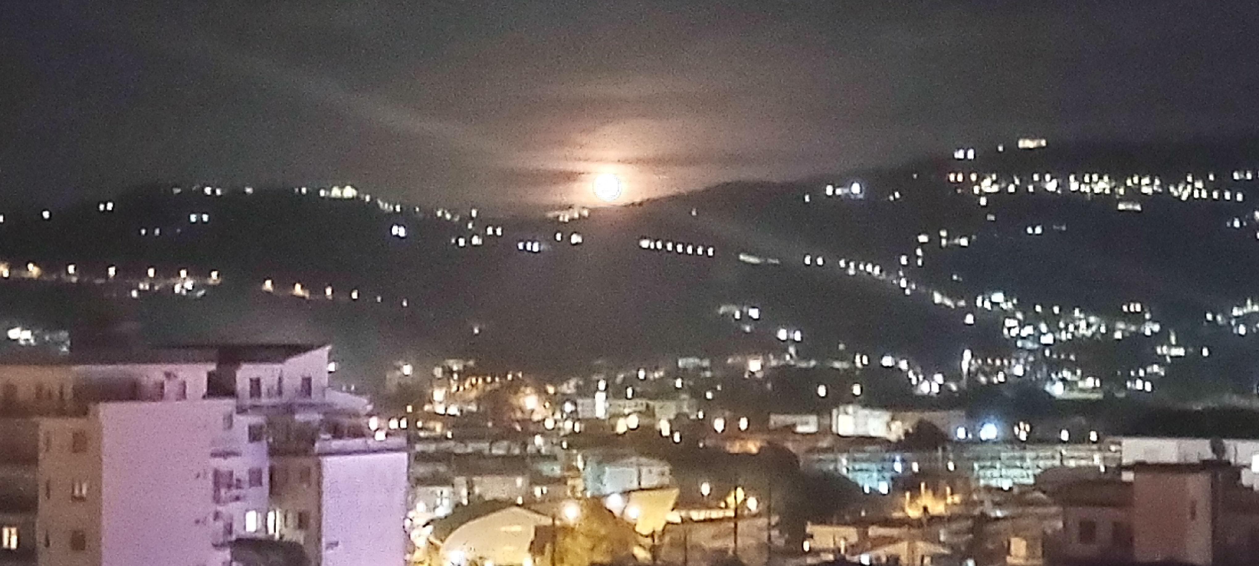 Rising moon over Agropoli 