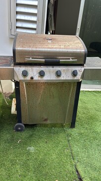 I only have a video of the property. Too bad.