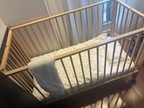 They provided a great crib plus child towel.