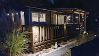 Chalet bei Nacht