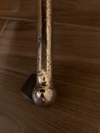 Chair legs were rusted.