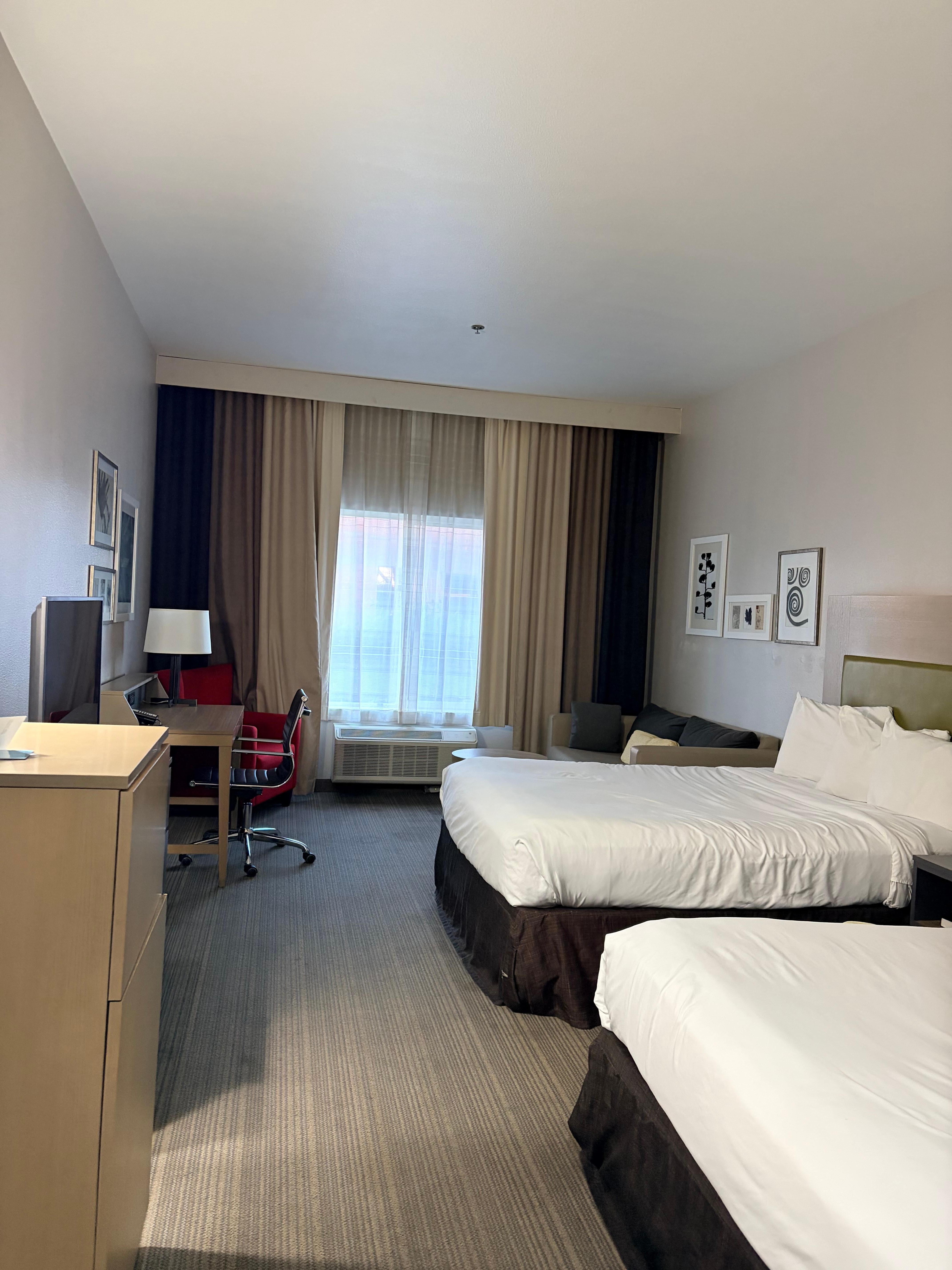 Decent room and very comfortable beds