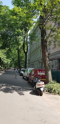 Royal Route på utsiden av hotellet.