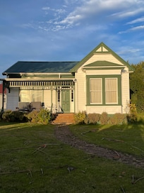 The station house.at Tr Anau Lodge.