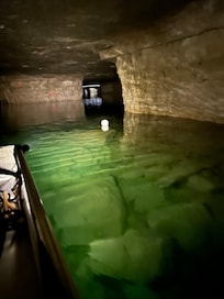 Did the Red River Gorge boat ride, very awesome. The drive there was outstanding, drove through a one way narrow tunnel, gorgeous