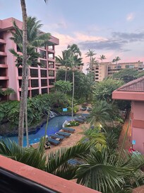 Beautiful view from lanai first thing in the morning.