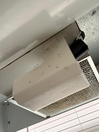 Air conditioning vent directly over the stove top