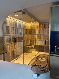 Very artsy bathroom
