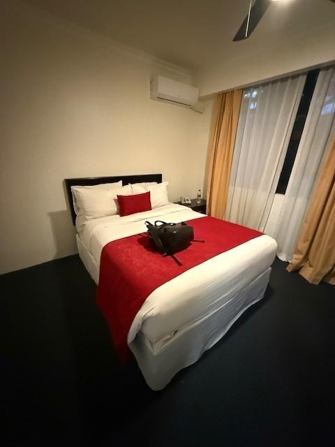 Dark room, no outlet