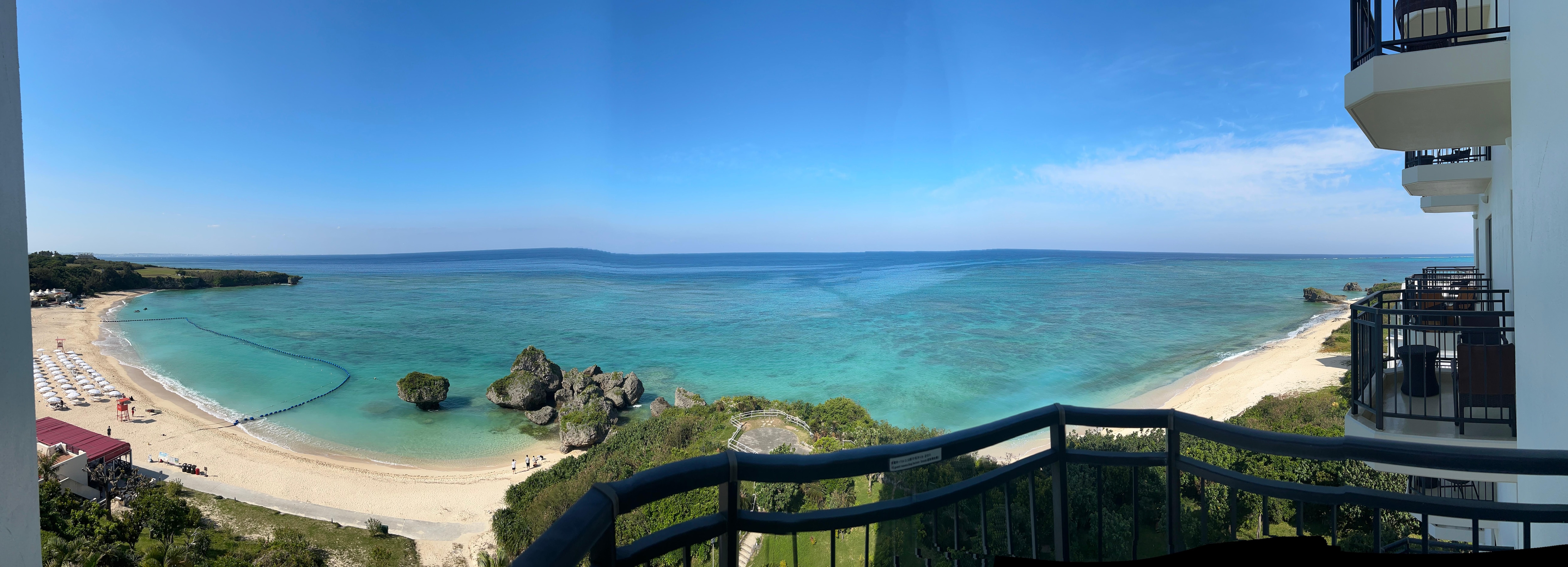 バルコニーから