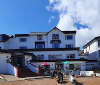 This hotel was superb place to stay for your holiday