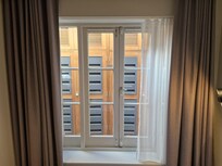 Udsigt fra værelse på Lower Ground Floor.