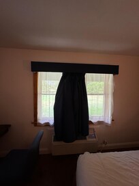 Curtains when we arrived at room.
Rail was broken & could not close