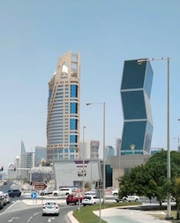 Daytime picture of hotel (on the left)
