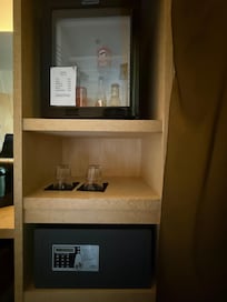 Coffre et bar réfrigéré