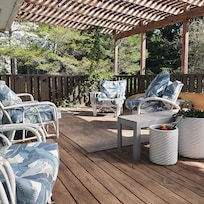 Front deck