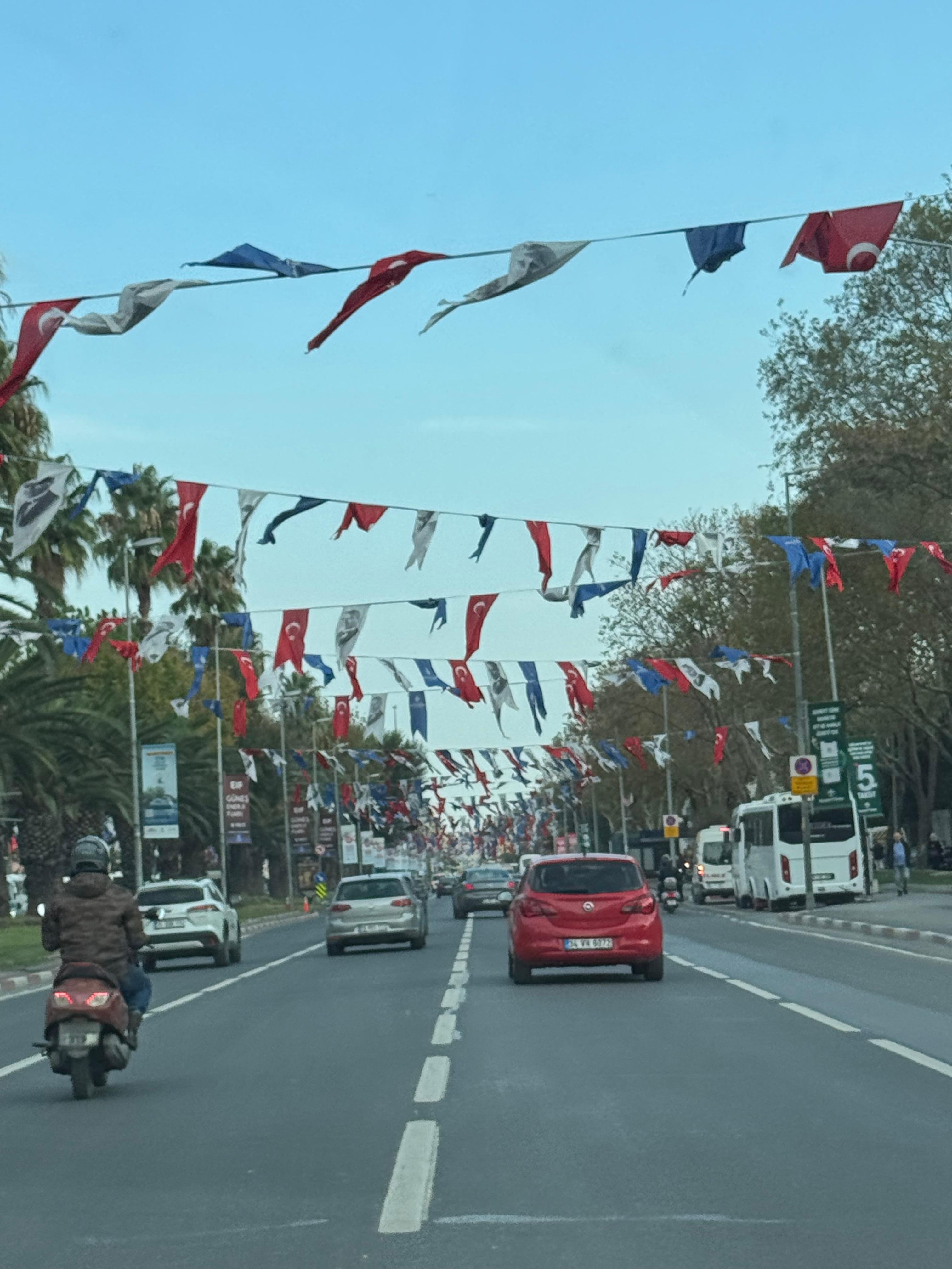 Way to hotel from airport 