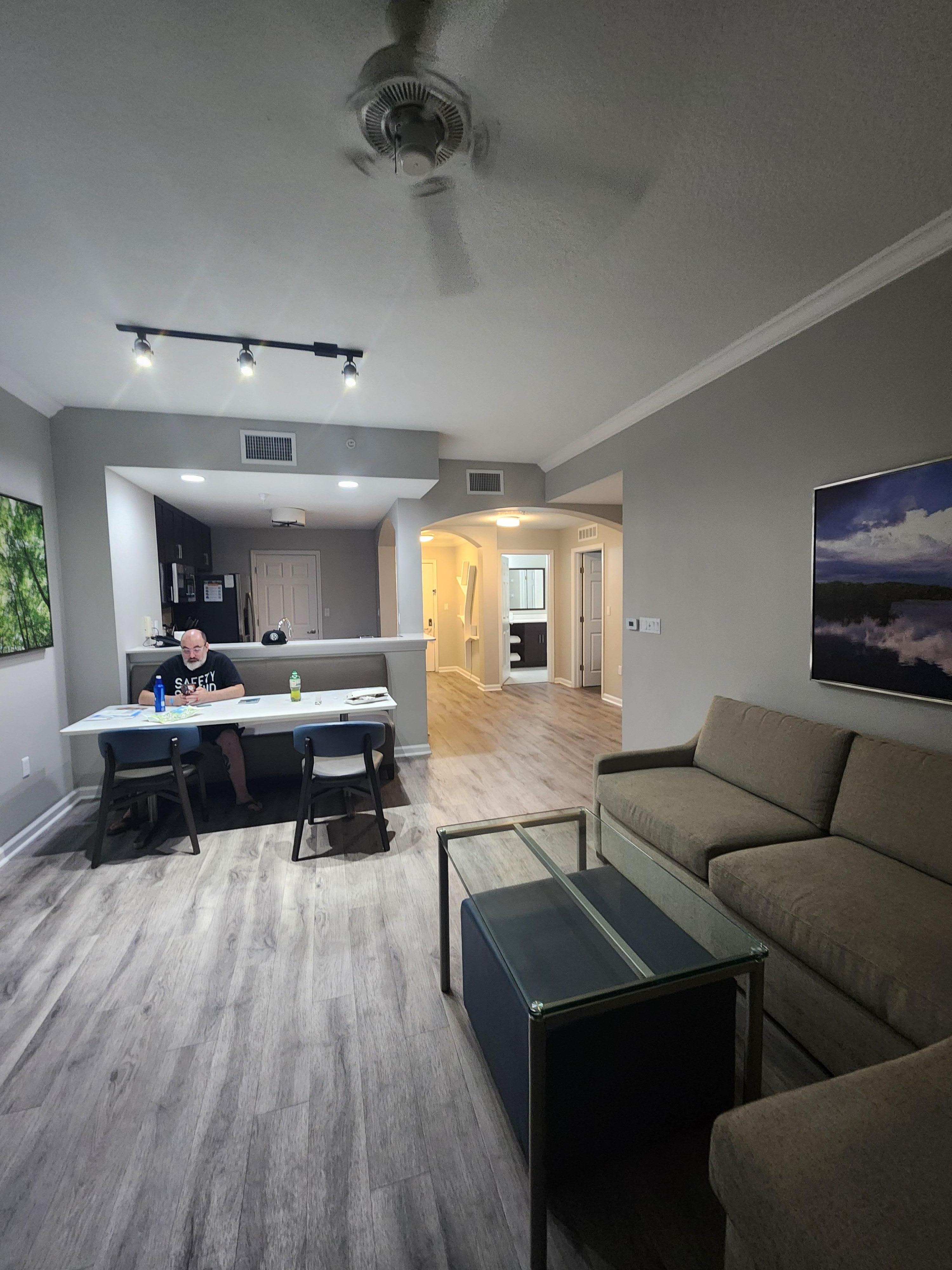 3 bedroom condo with fully equipped kitchen, 2 full bathrooms, washer and dryer, balcony, nice rooms, comfy beds, tvs in each room, and closet space. It was clean, updated, and very comfortable for our well-seasoned-traveling family of 4.